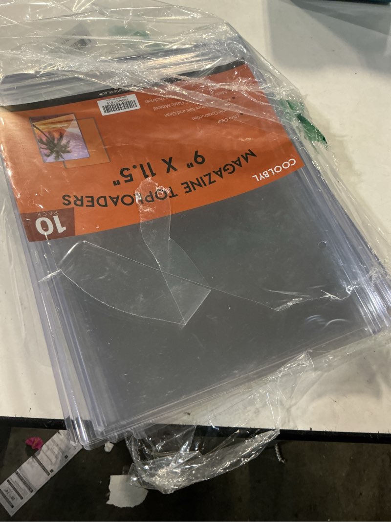 Condition photo showing Good Condition for 10ct magazine toploaders, ultra durable 9x11.5 protectors for magazine, measuring 7mm in thickness, crystal clear pvc, dustproof, archival-safe for magazine display