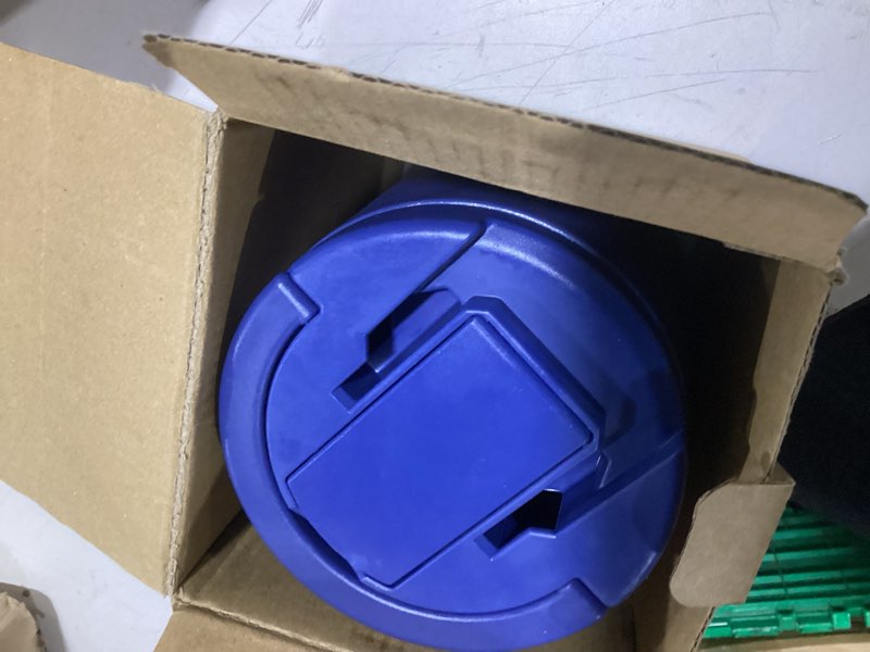 Condition photo showing Good Condition for 20oz insulated vacuum food jar with buckle lid,soup thermo for hot food kids,wide mouth leakproof stainless steel lunch container with spoon-blue blue 20oz
