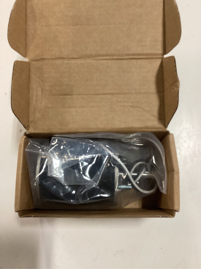 Condition photo showing New/Like New for oem 10-20968 12v fan motor compatible with maxxair maxxfan deluxe, plus standard series 00-04000, 00a04301k, 00a04401k, 00-04500k, 00-05100k, 00-05301k, 00-06200k, 00-06401k, 00-07000k, 00-07500k
