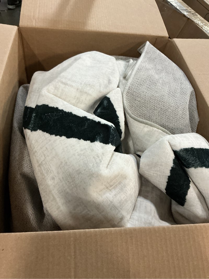 Condition photo showing Good Condition for YIHOUSE 5x7 Washable Living Room Rug - Modern Abstract Black and White Area Rug Non-Slip for Bedroom Home Office (Curve, 5'x7'ft) Curve 5' x 7' (Rectangular)