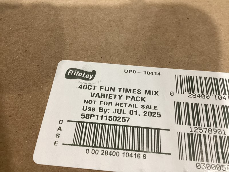 Condition photo showing New/Like New for Frito-Lay Fun Times Mix Variety Pack, 2.37 Pounds, (Pack of 40) Fun Times Mix 40 Count (Pack of 1)