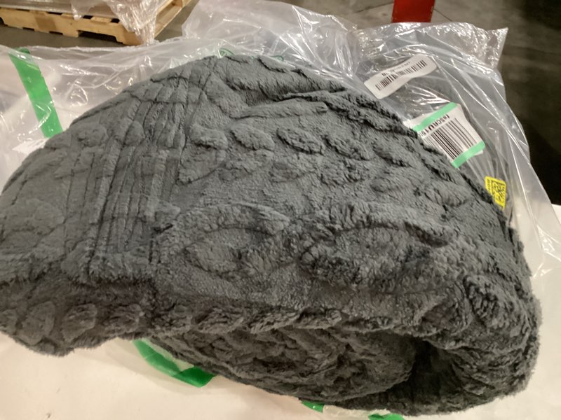 Condition photo showing Good Condition for phf ultra soft flannel fleece blanket queen size, lightweight 3d jacquard fleece blanket, no shedding, no pilling, luxury 340gsm aesthetic fluffy cozy for bed room decor, 90"x90", dark grey queen(90"x90") dark grey