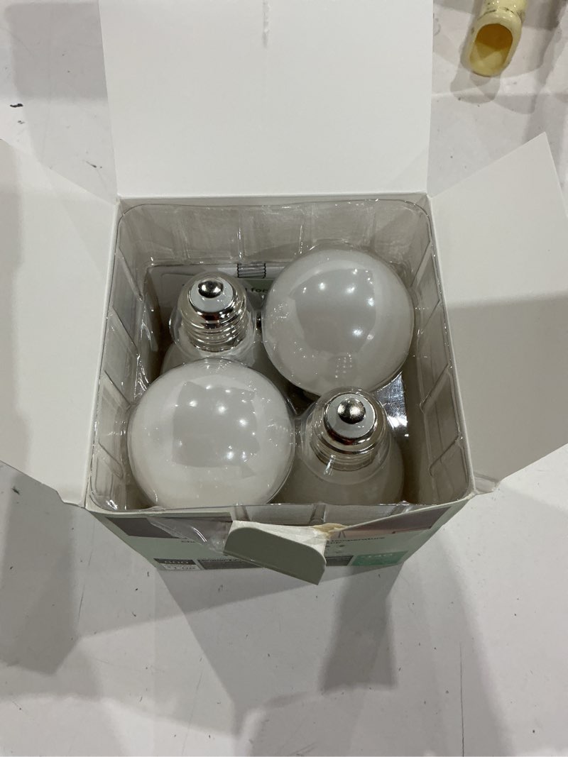 Condition photo showing Good Condition for merkury smart led bulbs - 9w (60w eqv) rgbw dimmable a19 light, e26 base (4-pack)