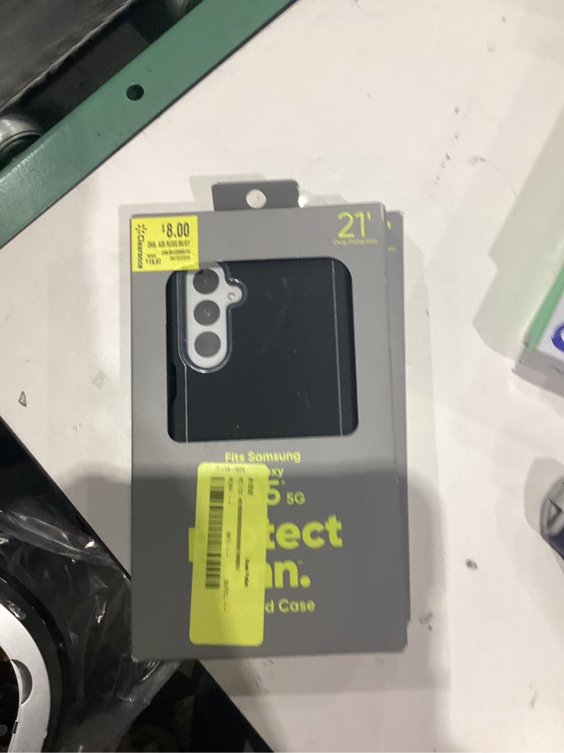 Condition photo showing Good Condition for onn. rugged phone case for samsung galaxy a35 5g – black/gray