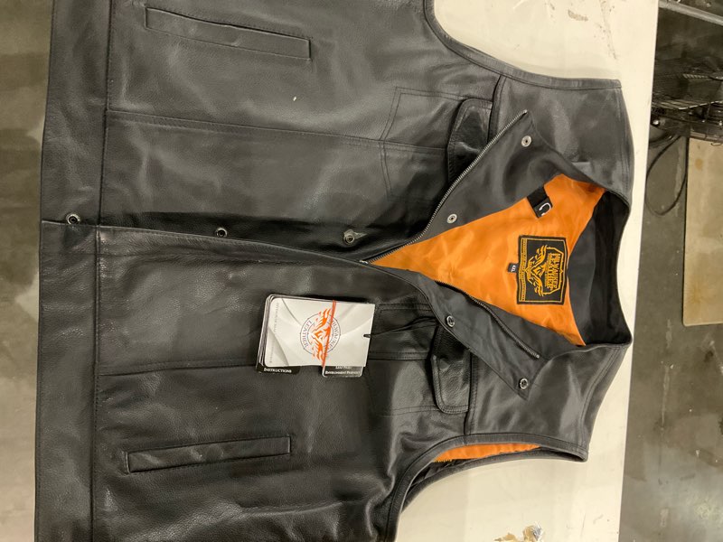 4xl milwaukee leather, leather vest