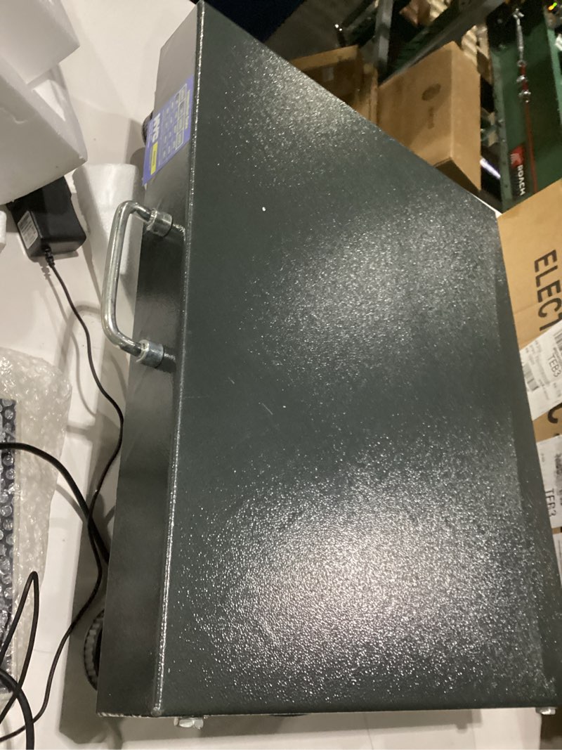 Condition photo showing Good Condition for 48"x48" industrial floor scale, professional platform scale with digital indicator, weighing scale for warehouse shipping and industrial use, 10000 lb x 1 lb, black black 48"x48"-10000lb