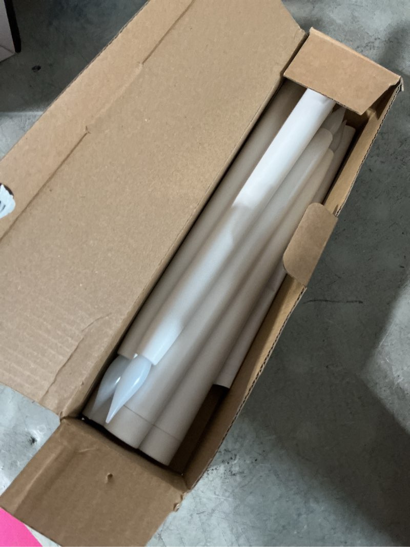 Condition photo showing Good Condition for suraielec 10.5'' battery window candles with suction cups, dusk-to-dawn window candles, 3000k warm w