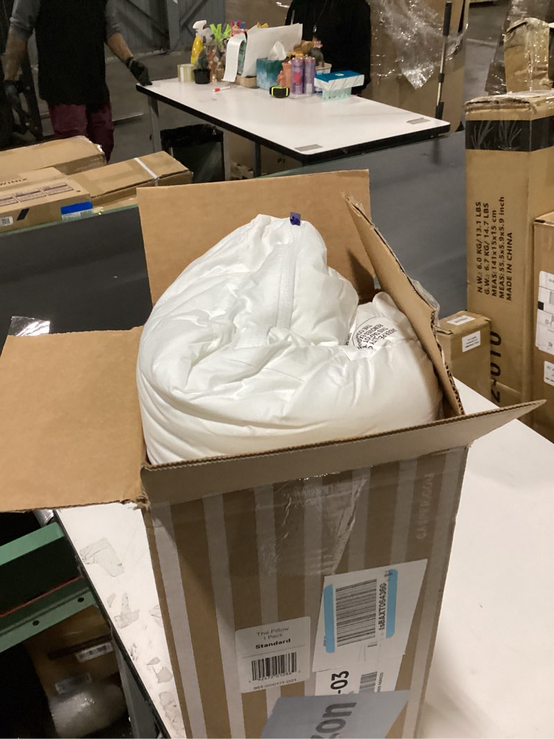 Condition photo showing New/Like New for casper sleep original pillow for sleeping, standard, white standard single pack