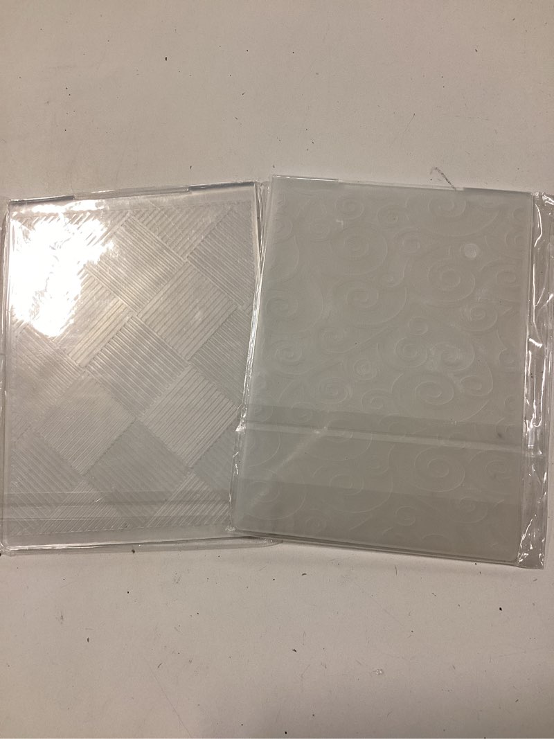 Condition photo showing Good Condition for durable clear sheet protectors
