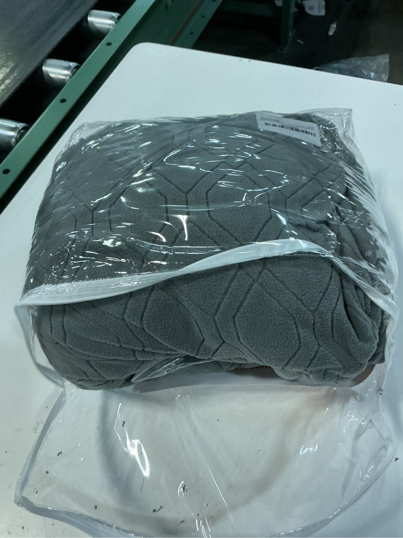 Condition photo showing Good Condition for vansofy oversized recliner chair cover, 4-pieces stretch recliner covers for recliner chair soft reclining chair slipcover jacquard pattern furniture protector for dogs cats(dark gray) dark gray 1 seater--x large