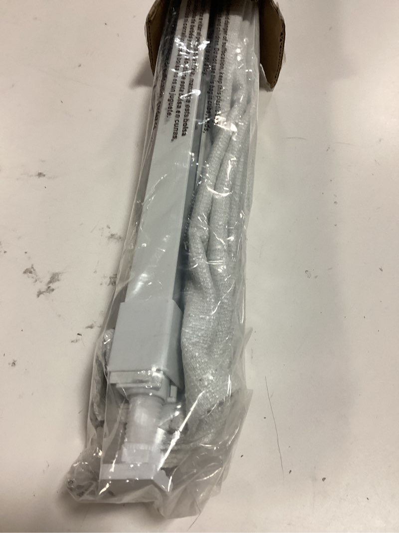 Condition photo showing Good Condition for No Tools No Drill Cordless Roman Shades for Indoor Windows 100% Blackout, for Window Size 23" W × 48" H White White 23" W × 48" H