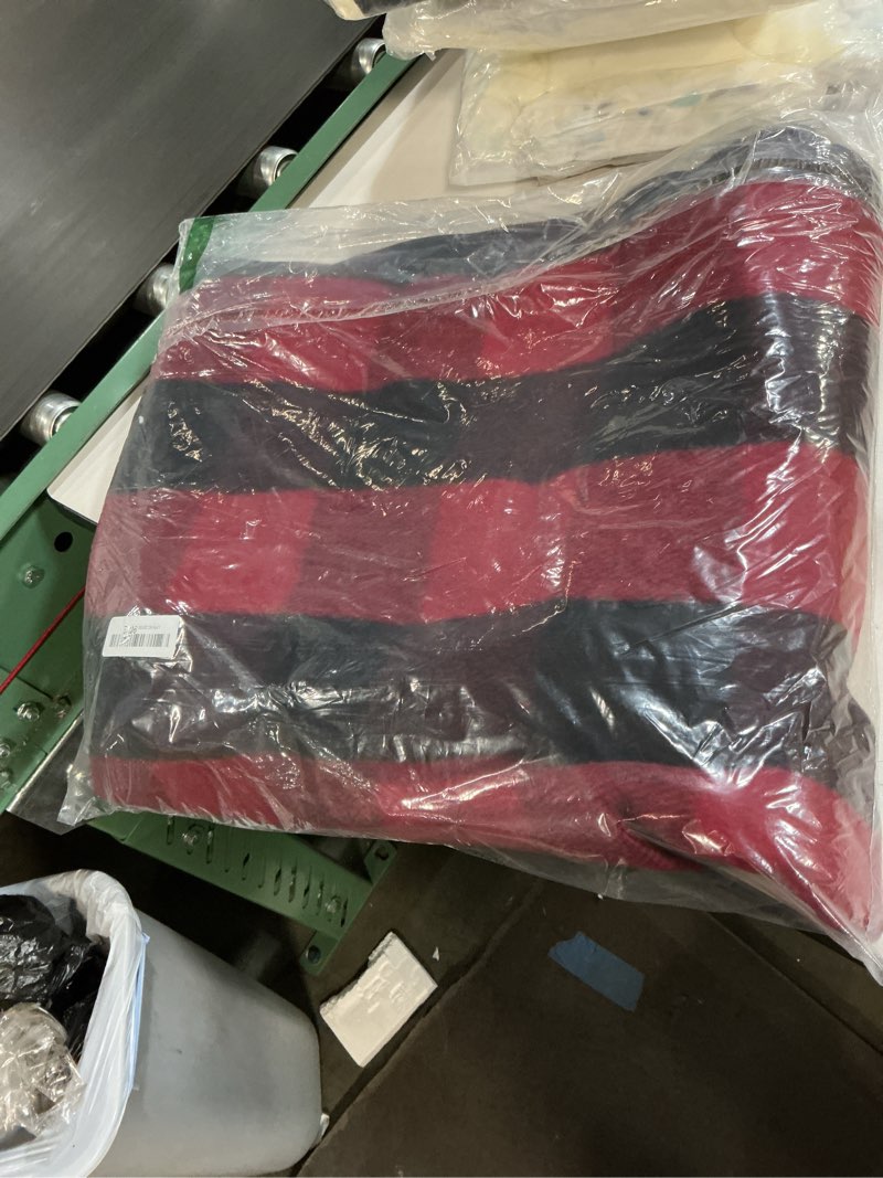 Condition photo showing New/Like New for Arcturus Plaid Wool Blankets - 4.5lbs Warm, Heavy, Washable, Large | Great for Camping, Outdoors, Sporting Events, or Home Red Buffalo