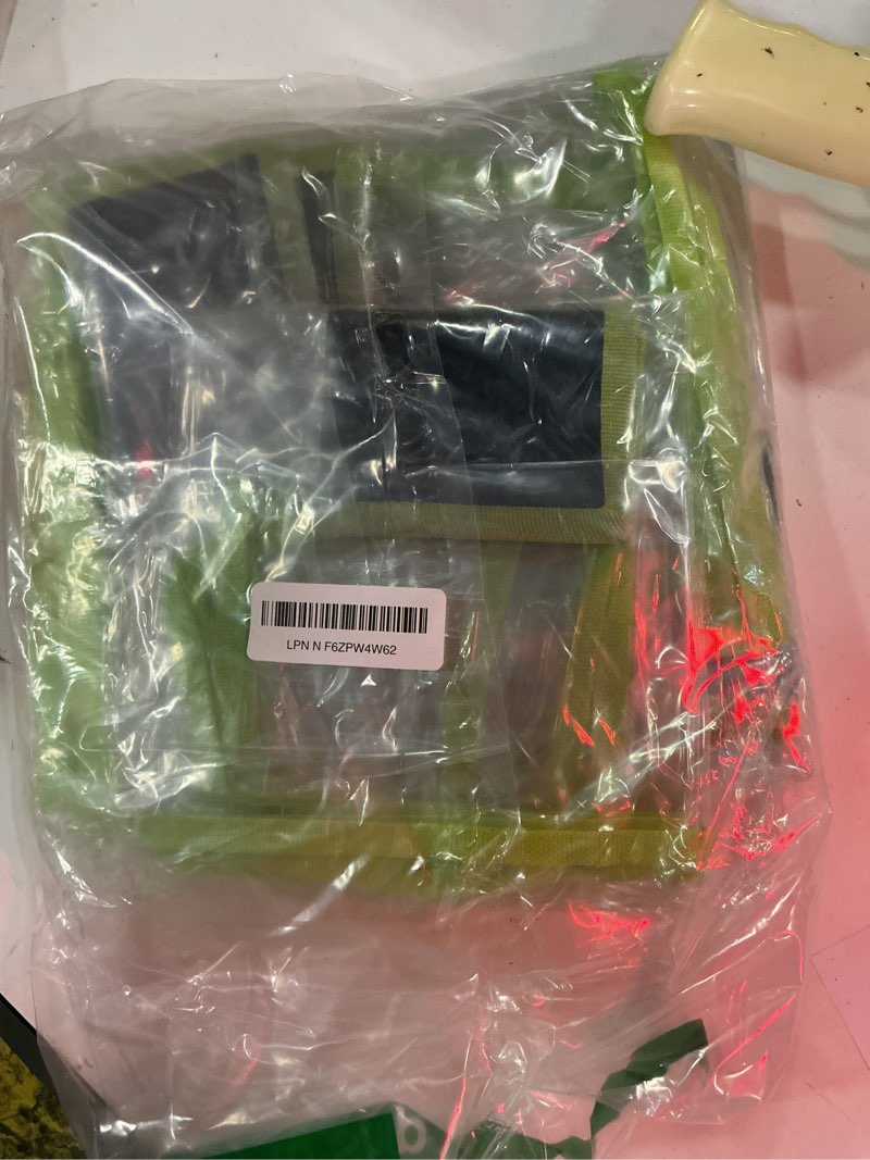 Condition photo showing New/Like New for 3pcs thicken clear luggage cover, 20"24"28" pvc luggage covers for suitcase | durable suitcase protector cover, waterproof dustproof anti-scratch travel suitcase covers case for wheeled luggage clear-green frame 20"+24"+28"
