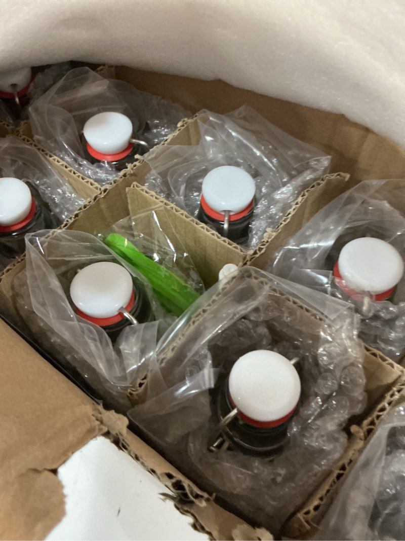 Condition photo showing New/Like New for clear glass bottle with swinging top for airtight lids, 16oz 10 pack beer bottles with flip caps, home brewing and fermentation kombucha, vanilla extract, beverage, water, kefir