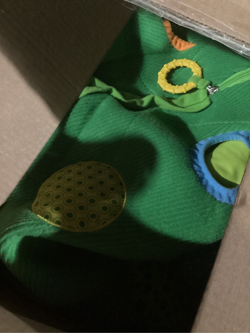 Condition photo showing Good Condition for Melissa & Doug Kids Turtle Ball Pit with 60 Balls, Green