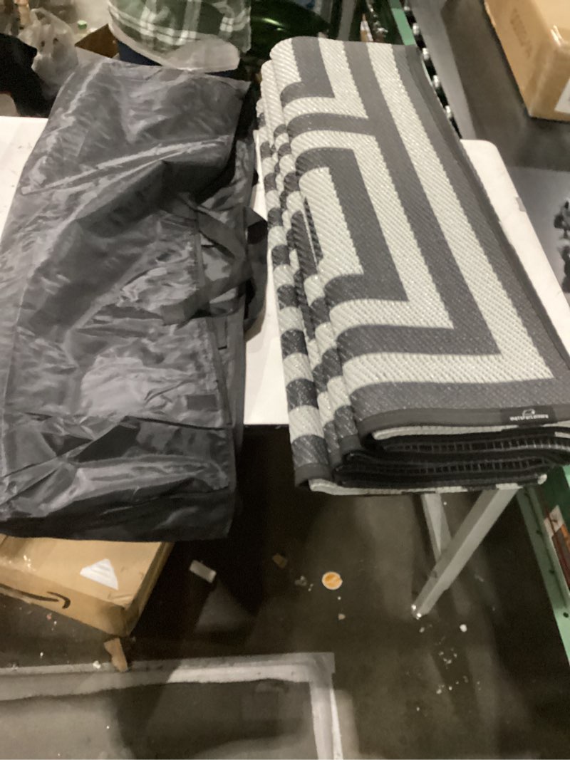  grey and white reversible outdoor mat made from 100% recycled plastic