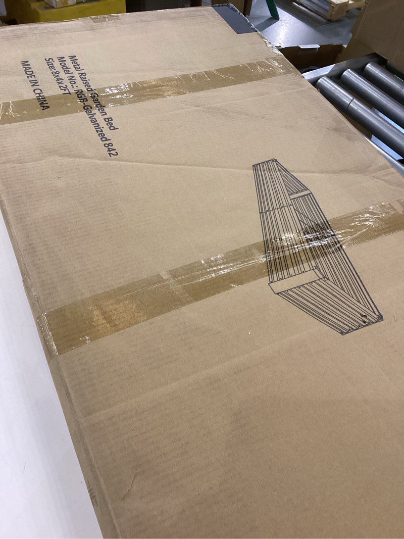 Metal raised garden bed