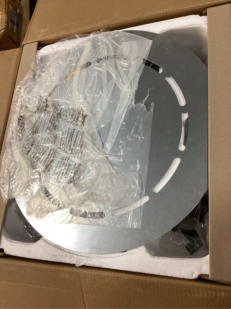 Condition photo showing Good Condition for Char-Broil 12101550 Food Smoker