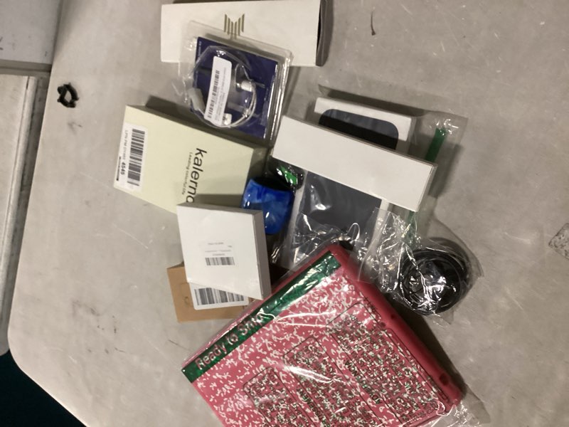 https://lotting-media.assets.bidfta.com/lotting_1cdea707-0826-4976-bbfa-5df5cc881e36