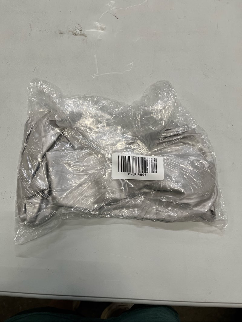Condition photo showing Good Condition for 100% mulberry silk pillowcase, standard, silver
