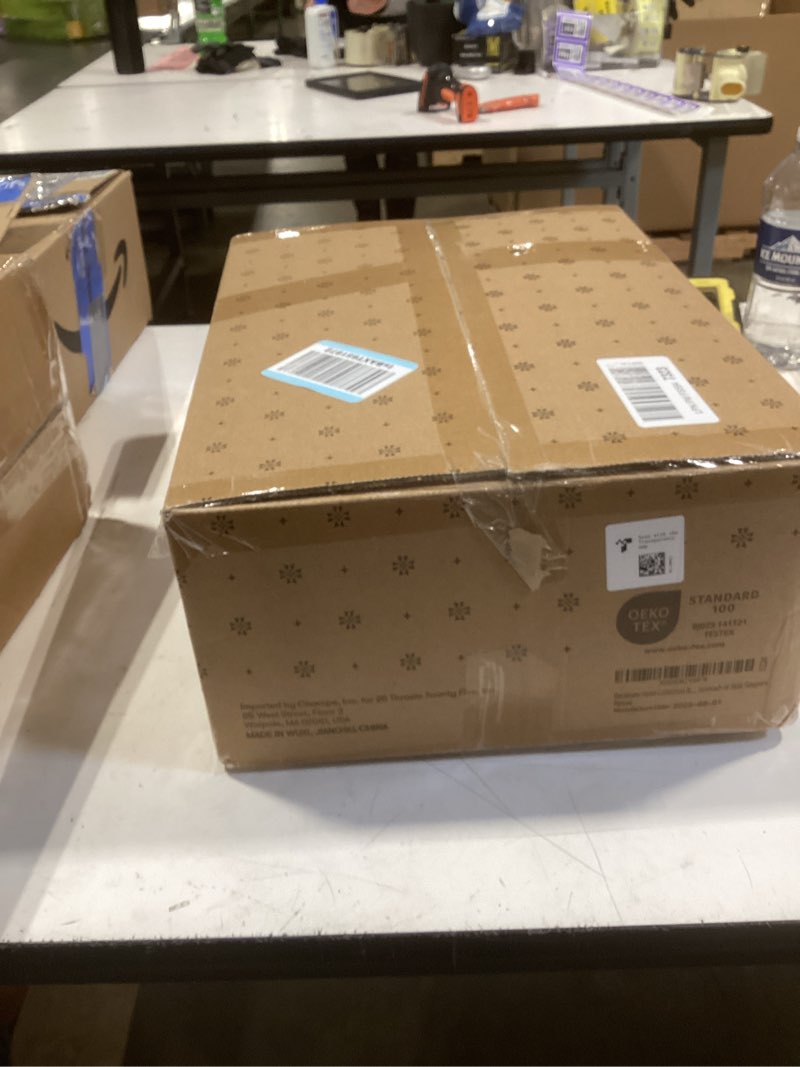 Condition photo showing New/Like New for beckham hotel collection bed pillows standard/queen size set of 2 - original soft down alternative pillow for sleeping - soft support for back, stomach or side sleepers queen / standard white