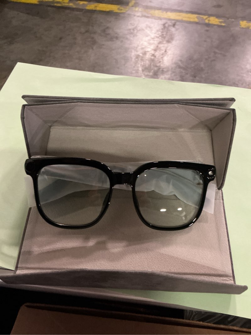 Condition photo showing Good Condition for earlysincere ai smart glasses with 4k camera & chatgpt, photochromic transition lenses + extra blue light, real-time translator & meeting minutes, voice control smart wearable black frame+photochromic lens+blue lens