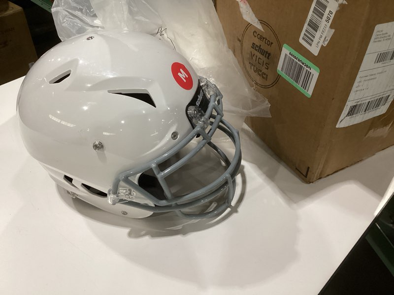 Condition photo showing Good Condition for Schutt Youth Vengeance A11 White Large