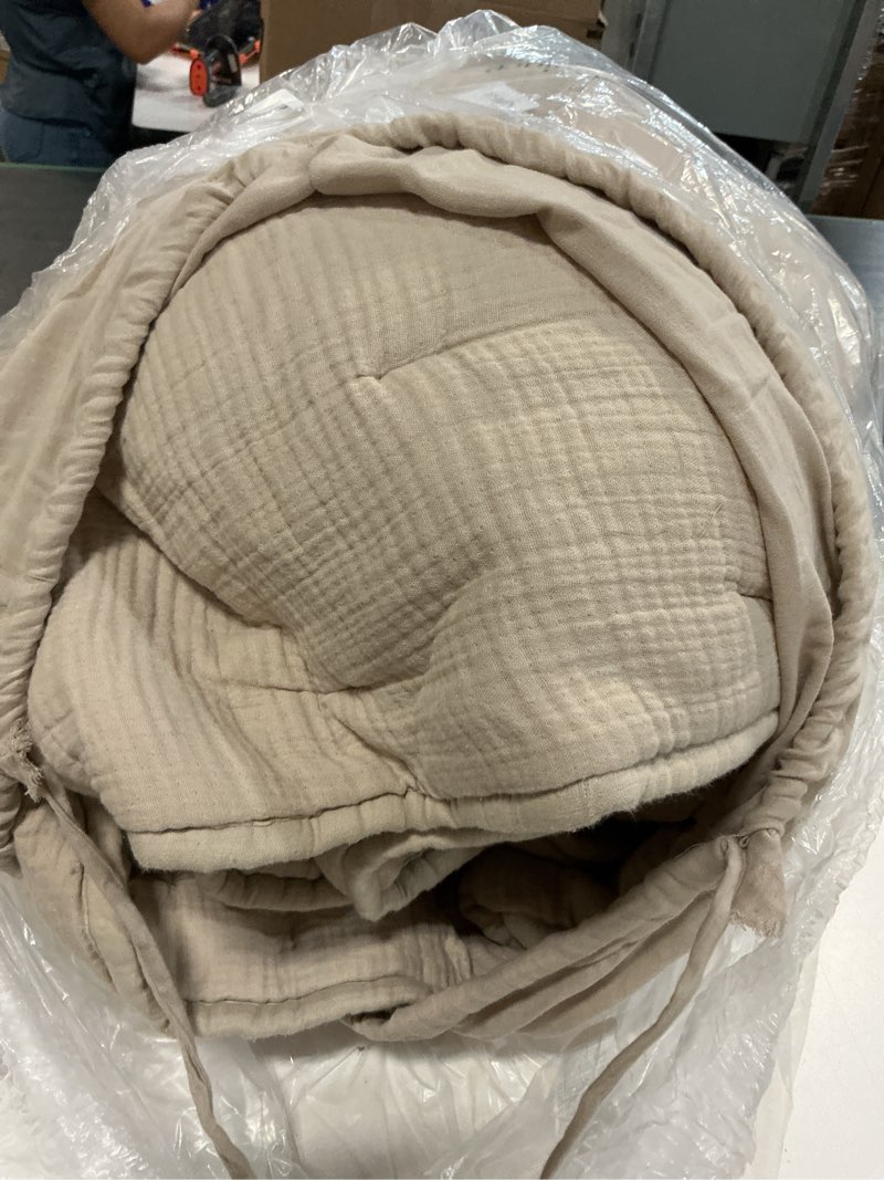 Condition photo showing As Is for organic cotton gauze dream quilt set, full/queen, dune