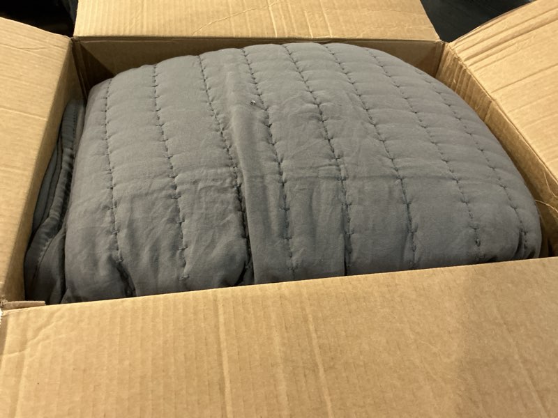 Condition photo showing As Is for roaringwild dark grey king size quilt bedding sets with pillow shams, lightweight soft bedspread coverlet, quilted blanket thin comforter bed cover for all season, 3 pieces, 104x90 inches