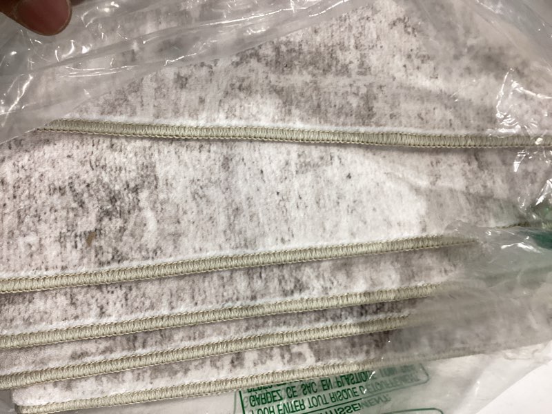 Condition photo showing Good Condition for hy haoyunlai 2'6x12 runner rugs for hallways - soft kitchen rug non-slip rug runner with rubber backing washable non shedding soft beside carpet for bedroom abstract home decor(2'6x12,beige/cream 2'6" x 12' (rectangular) beige/cream