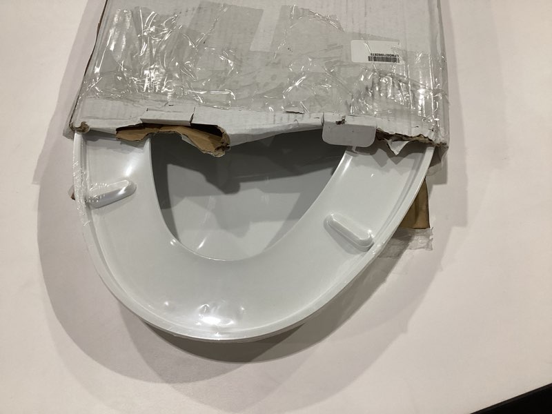 Condition photo showing New/Like New for Elongated Toilet Seat, 18.5” Soft/Slow Close Oval (Oblong) Toilet Seat for Elongated Toilets, No-Slam Quiet-Close Lid, Easy-to-Install & Clean, Durable Never-Loosen White Plastic Seat White Elongated(Oval)
