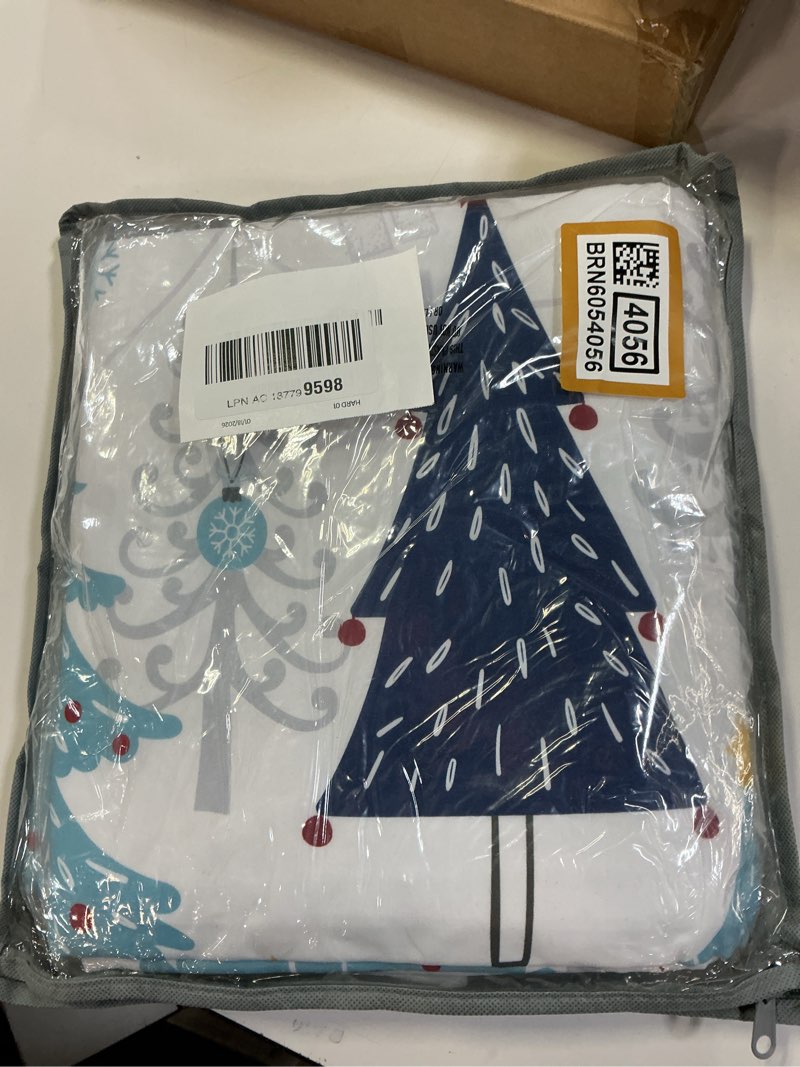 Condition photo showing New/Like New for dobuyly white christmas duvet cover queen, blue red christmas tree pattern duvet cover set, soft microfiber pine christmas bedding set queen size includes 1 duvet cover and 2 pillow shams