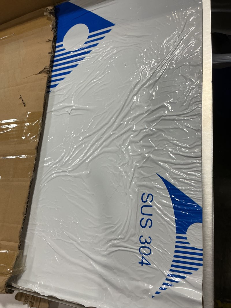 Condition photo showing Good Condition for 304 stainless steel cutting plate. lipped stainless steel cutting board. large cutting board suitable for meat, fruits, vegetables, bread, and baking. stainless steel 24"l x 20"w