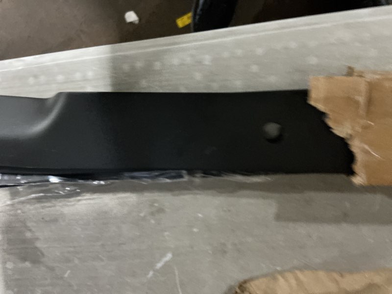 Condition photo showing Good Condition for 09081200 replacement for ariens gravely pro-turn 60" mower blades 03253900 | fit for ariens max-zoom 2560 gravely pro-master 160m 260z 160z zt60hd 60" mower decks 09246600 09246600ckt pro-turn 360 560