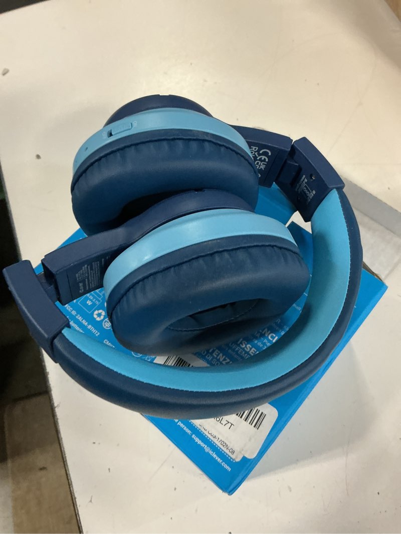 Condition photo showing Good Condition for iclever bth12 kids bluetooth headphones,colorful led lights kids headphones wireless,74/85dba safe volume,85h playtime,fast charging,bluetooth 5.2,over ear,built-in mic for ipad/tablet/airplane,blue b-blue