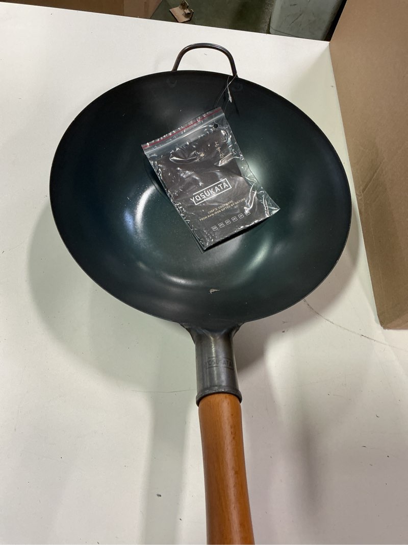 Condition photo showing New/Like New for YOSUKATA 13.5" Carbon Steel Wok Pan – Pre-Seasoned Flat Bottom Pow Wok for Stir Fry, BBQ, Grill & Camping – Traditional Japanese Chinese Cookware – Compatible with Induction, Electric, Gas, Open Fire