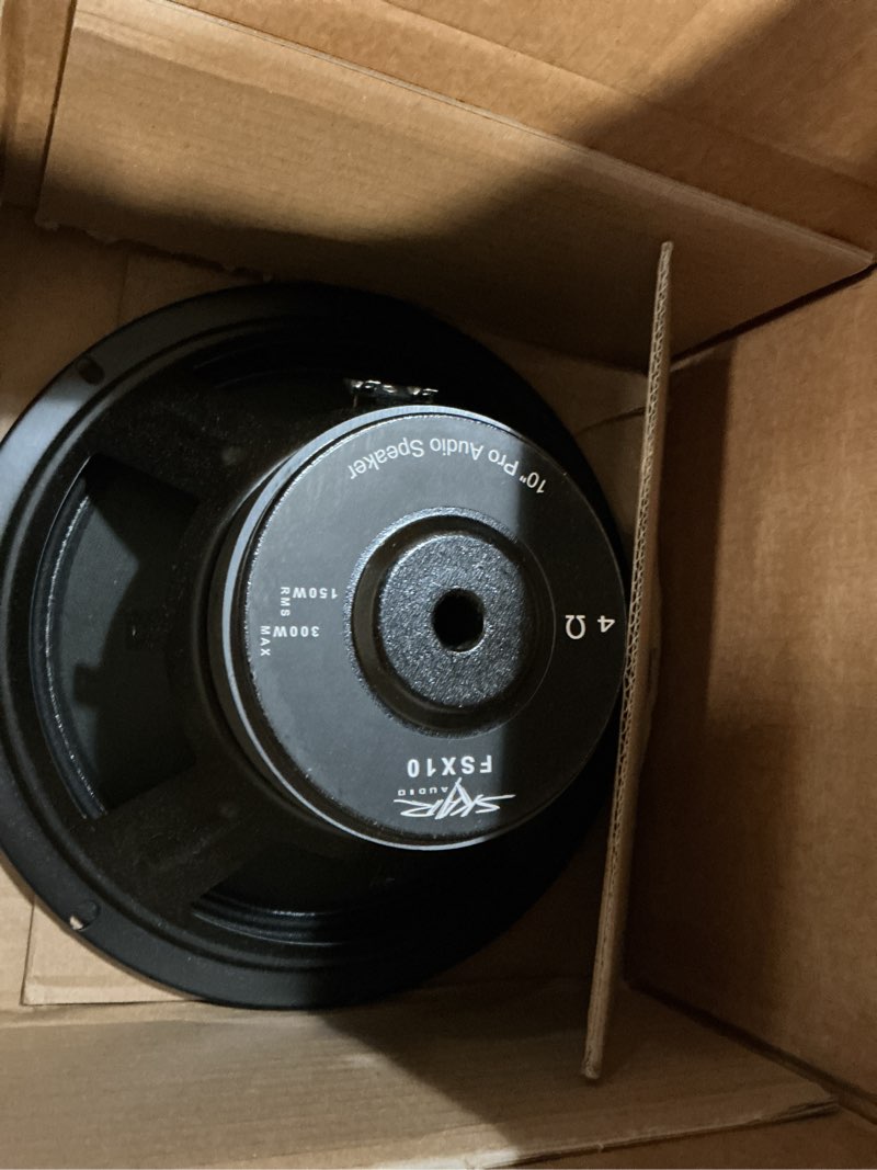 Condition photo showing Good Condition for eighteen sound 18 10mb600-8 10-inch woofer mid bass transducer compact 2-way reflex enclosure midbass driver 8 ohms