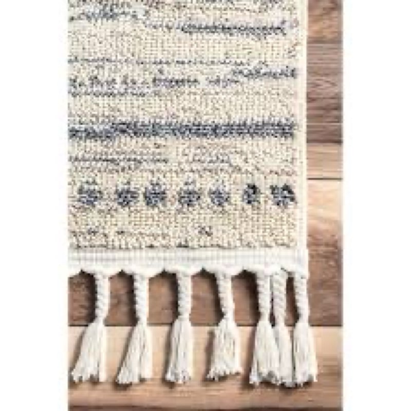 Condition photo showing New/Like New for NuLoom area rug 6’x9’