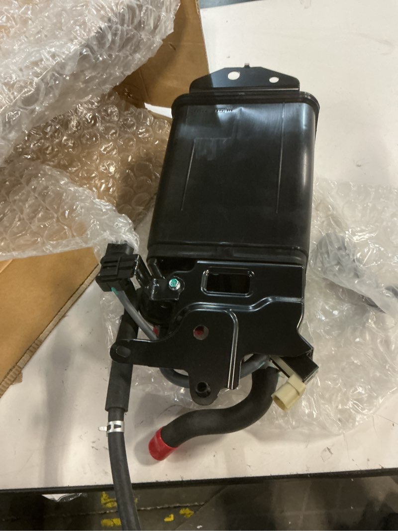 Condition photo showing Good Condition for flecto vapor canister, evap canister compatible with toyota camry 2000-2003, avalon 2000-2004, solara 2000-2002, evap charcoal fuel storage system, replace# 911-630, cp3260, vc4028, 4b1080