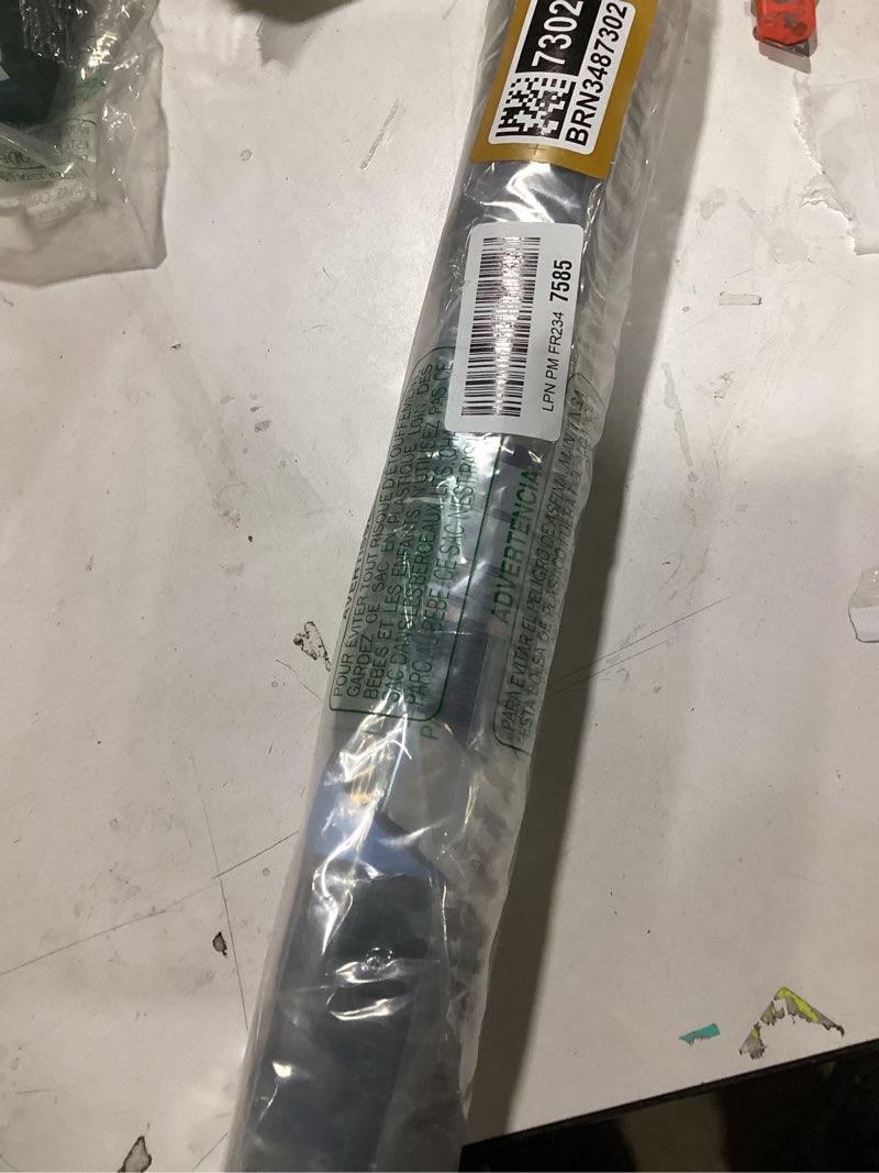 Condition photo showing Good Condition for COKCOKR Vintage Forest Floral Peel and Stick Wallpaper,17.71" x 236.2" Green Floral Leaf Wallpaper B