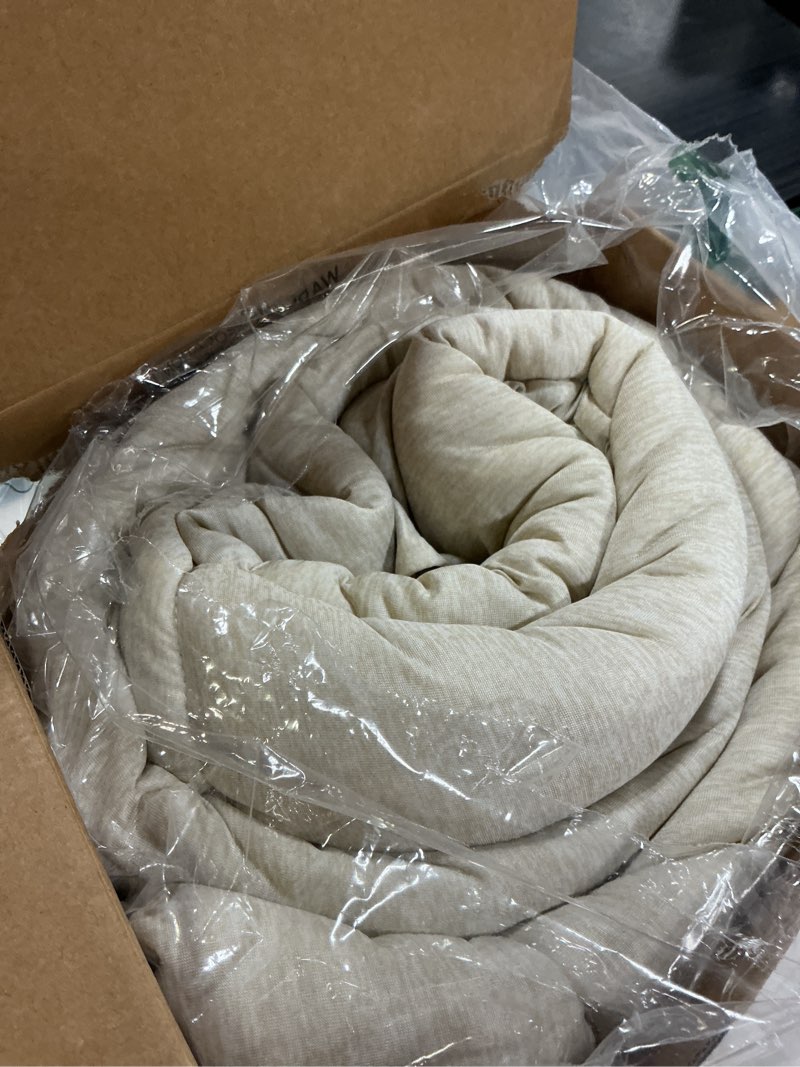 Condition photo showing Good Condition for bedsure queen comforter set - cooling and warm bed set, linen reversible bedding for all season, 3 pieces, 1 queen size comforter (88"x88") and 2 pillow cases(20"x26") queen 04 - linen cooling