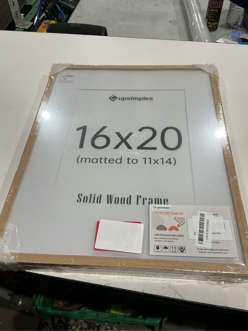 Condition photo showing Good Condition for upsimples 16x20 frames set of 3, natural solid wooden picture frames, display 11x14 with mat or 16 x 20 without for vertical or horizontal wall hanging