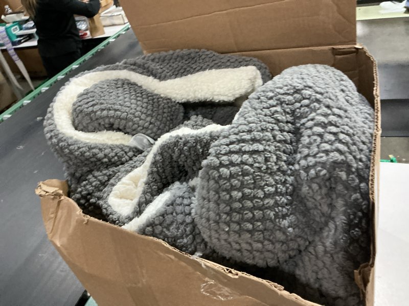 Condition photo showing As Is for 3D Jacquard Design Comforter Set, Ultra-Soft Warm Full Size Sherpa Fur Plush 3-Pieces Sets Luxury Cozy Bedding with 2 Pillowcases (80"x90", Grey) Grey Full(80"x90")