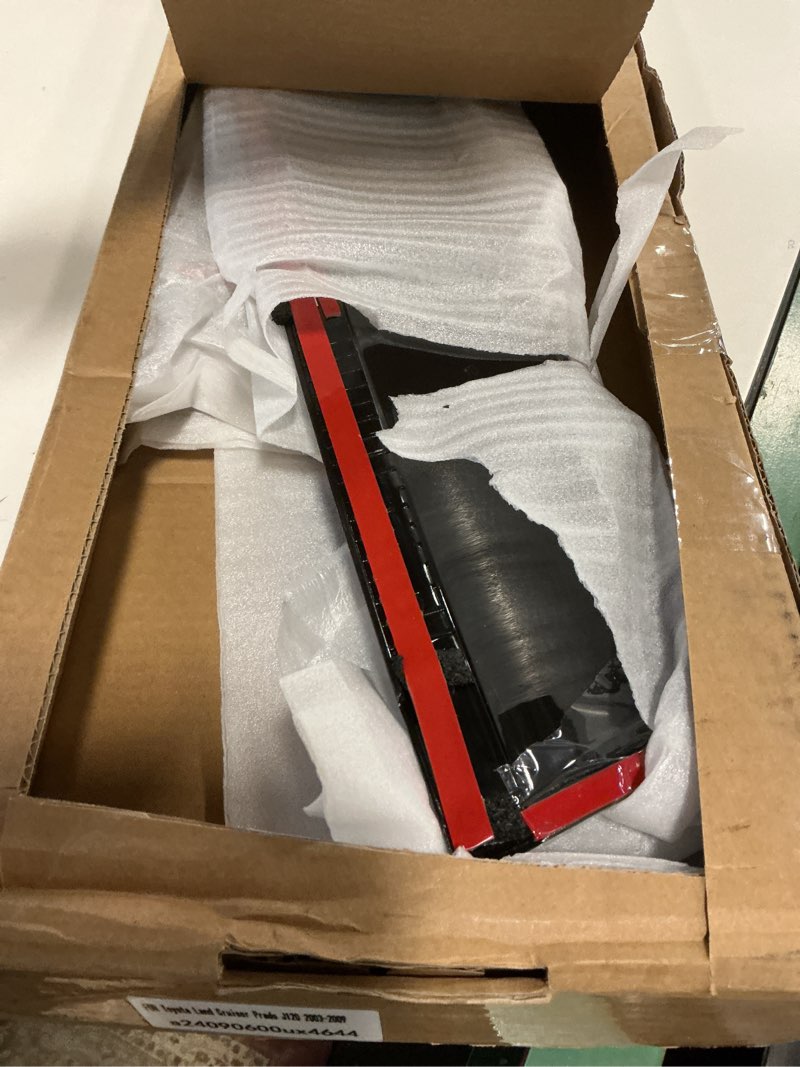 Condition photo showing Good Condition for Auto Ventshade [AVS] In-Channel Rain Guards For 2007 - 2021 Toyota Tundra DOUBLE/EXT CAB ONLY | Window Vent Visors, 4 pcs. - Smoke | 194761