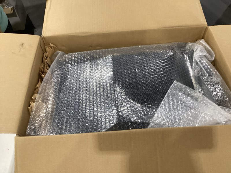 Condition photo showing Good Condition for mitzone b46 valve cover compatible with 2016-2021 bmw 330e 330i 230i 430i 430i xdrive 530e 530i 740e xdrive x1 x2 x4 cooper s clubman countryman 2.0l turbo replace 11127611278