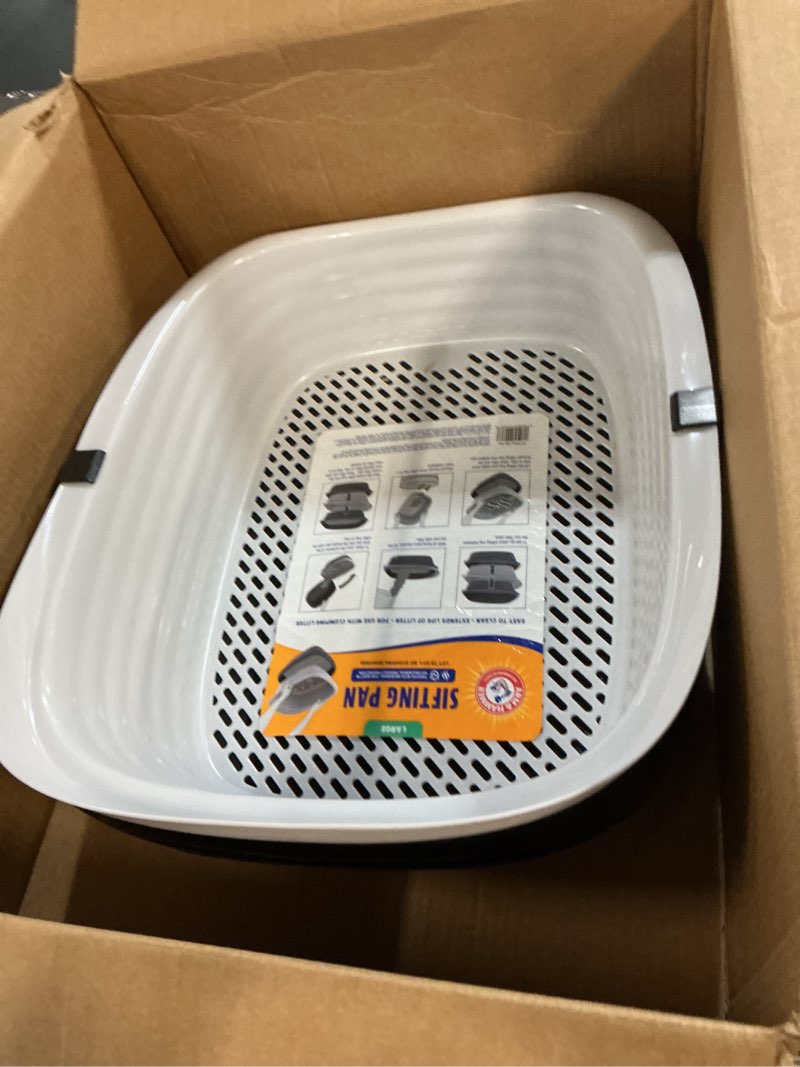 Condition photo showing Good Condition for arm & hammer large sifting litter box scoop free cat litter tray with microban, made in usa