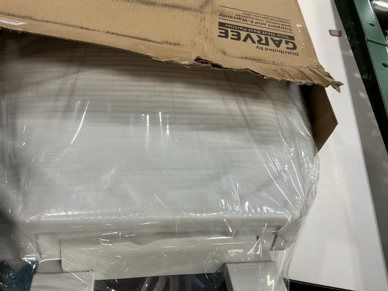 Condition photo showing Good Condition for elongated toilet seat with slow close, quiet close, never loosen durable lid, easy to install & clean, 19 inch, white, polypropylene (pp) white, standard elongated (19?)
