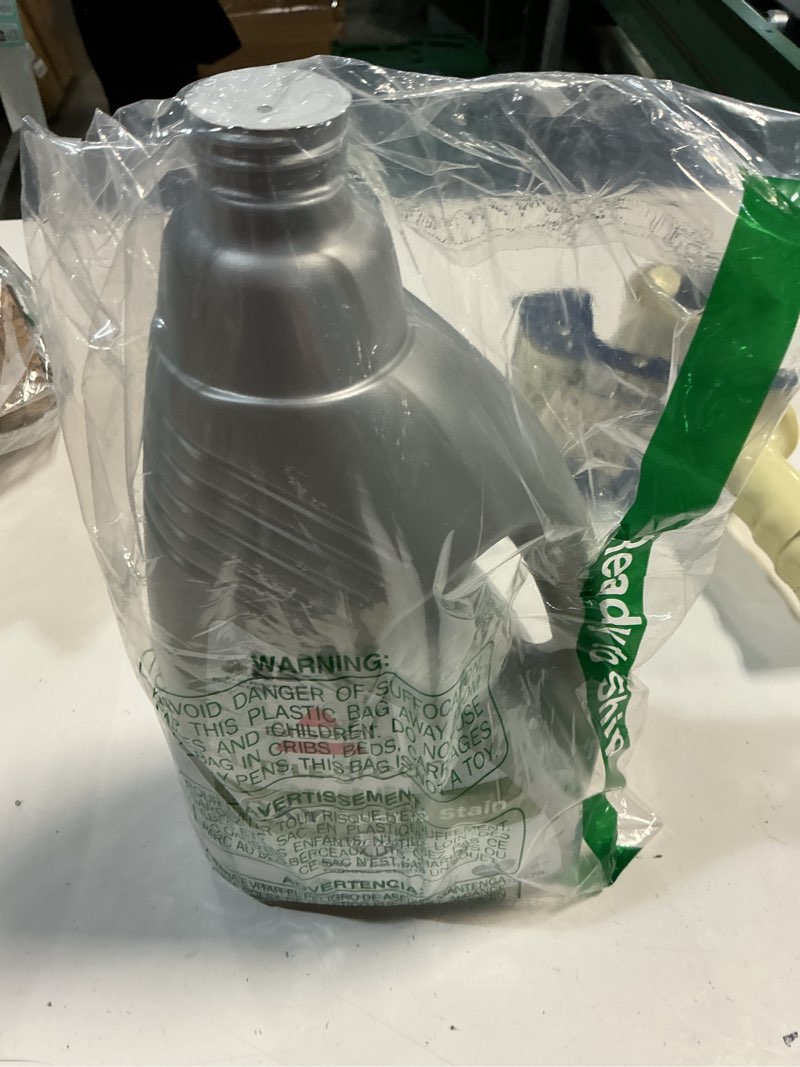 Condition photo showing Good Condition for Bissell Little Green Formula, 60 oz, 20386 60 Fl Oz (Pack of 1) Little Green Oxy Spot & Stain, 60 oz