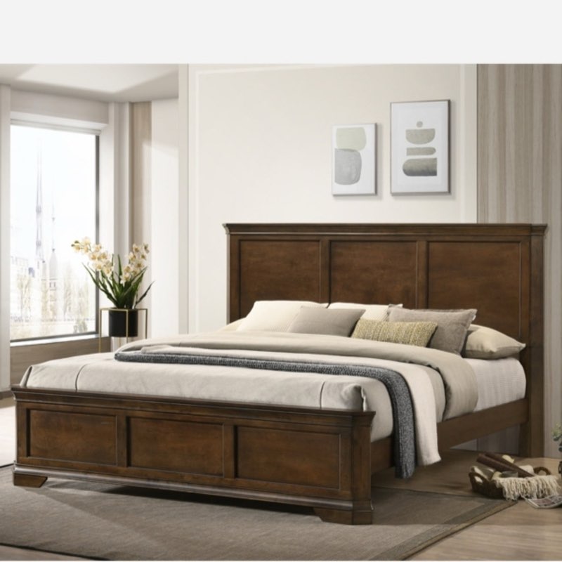 Traditional solid wood panel bed (incomplete box 2/2)