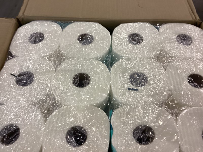 Condition photo showing New/Like New for Amazon Brand - Presto! Flex-a-Size Paper Towels, 158 Sheet Huge Roll, 12 Rolls (2 Packs of 6), Equivalent to 38 Regular Rolls, White 6 Count (Pack of 2) White